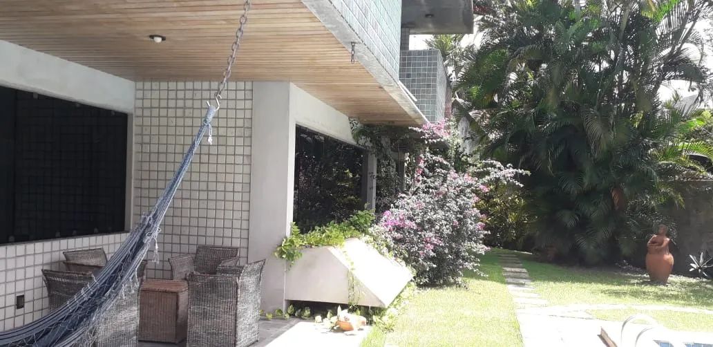 Poço da Panela - Casa - 06 Qtos / 03 Suítes - 04 Vagas - 545 m² - Nascente - Excelente loc