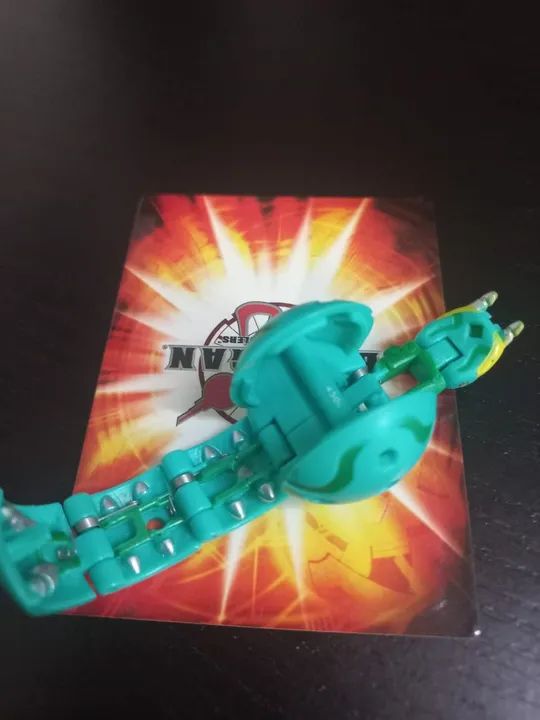 Brinquedo Bakugan - Dragonoid