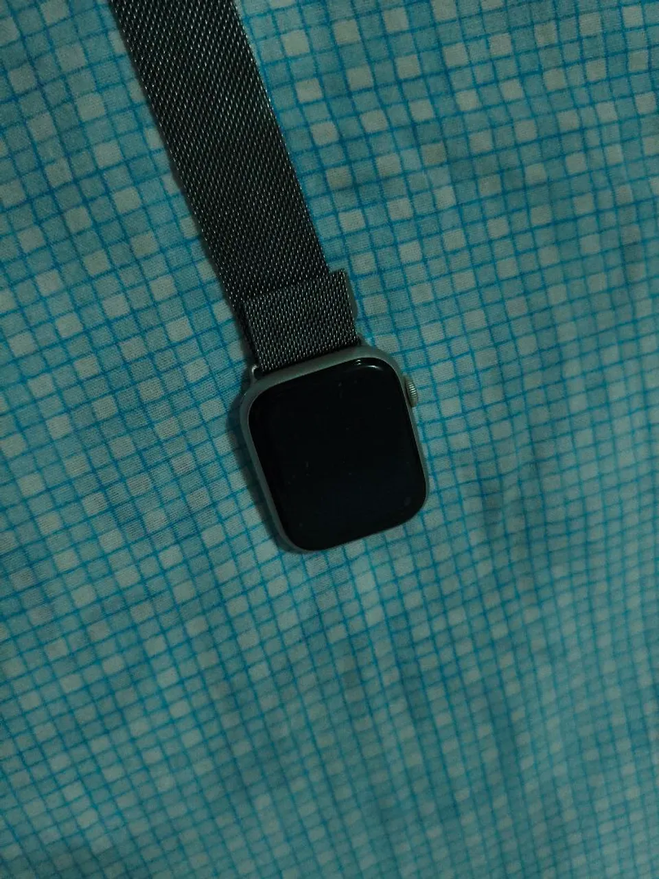Apple Watch séries 8 45mm com pulseira de metal