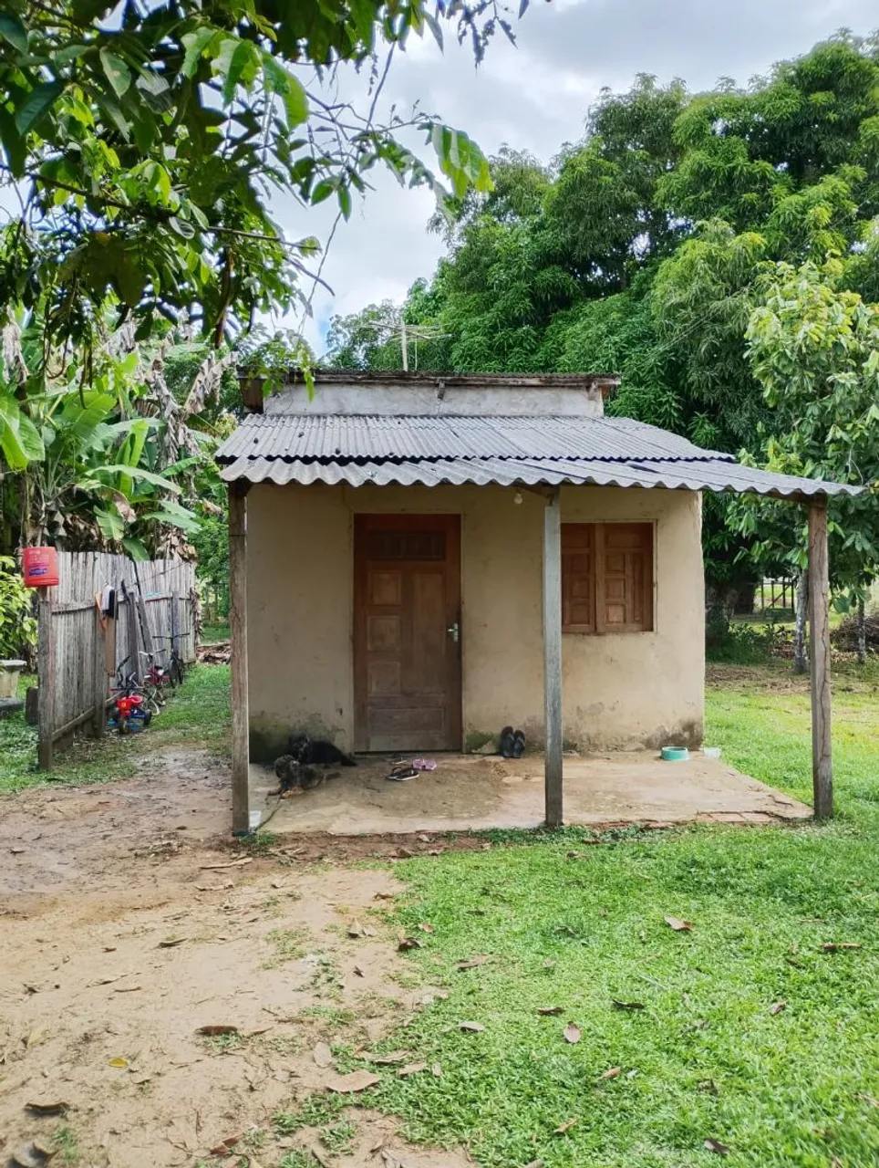Vendo está casa no ramal do Moreira