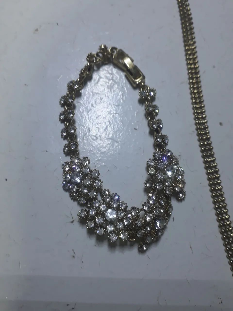 Conjunto de colar,pulseira e brincos com strass - Foto 3