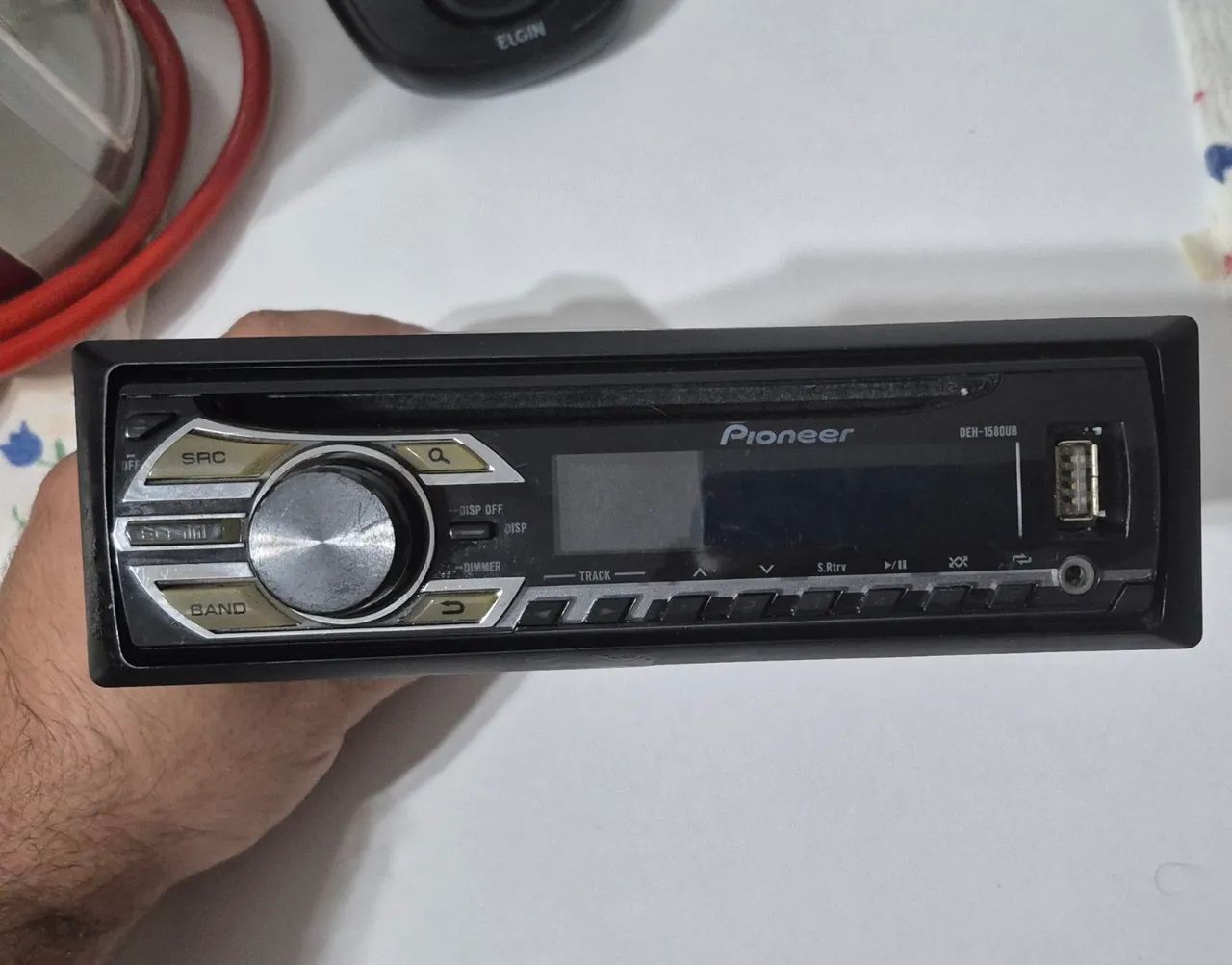 Som automotivo Pioneer DEH-1580UB