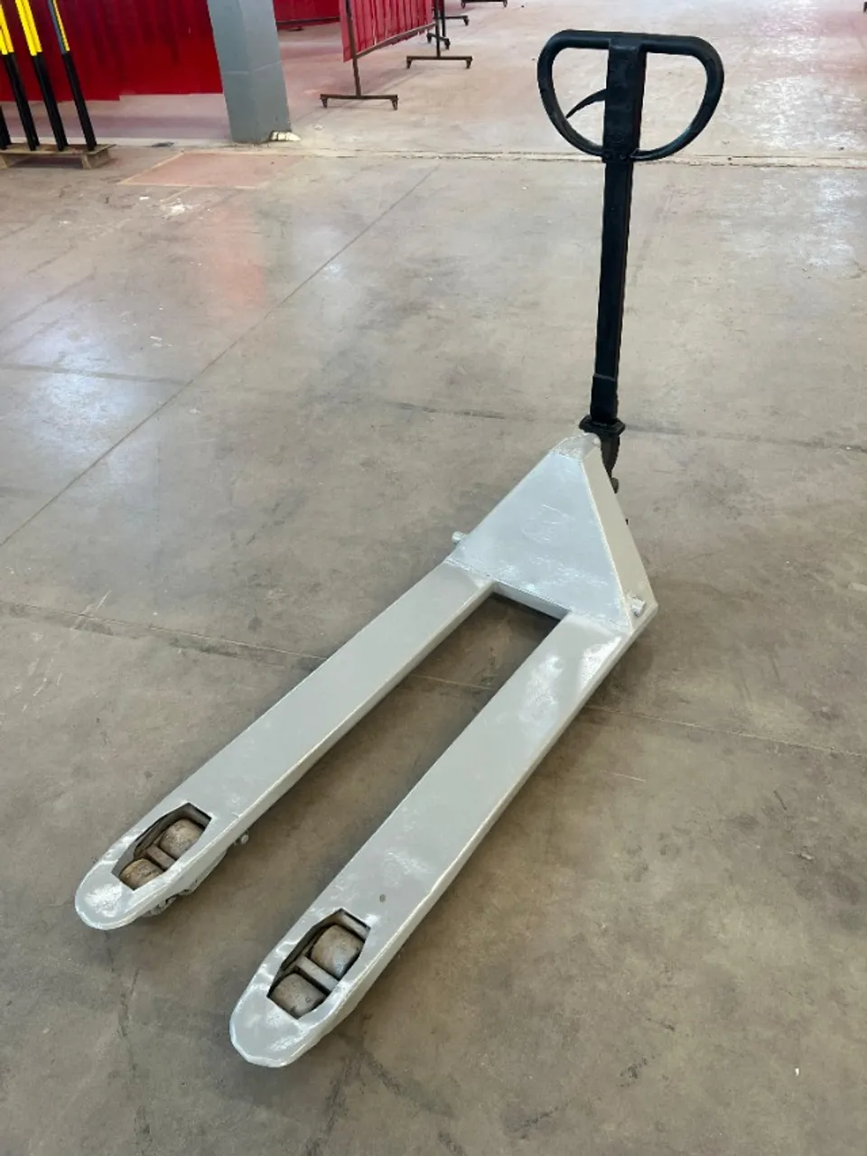 TRANSPALETEIRA MANUAL 2T