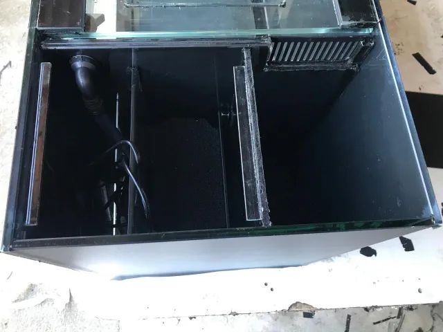 Aquário 100x40x50cm com Sump Lateral - Vidro 8mm + Bomba Submersa de 1200 L/h + Midias - Foto 2