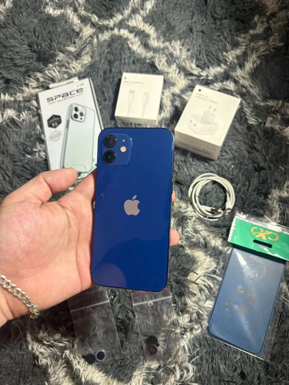 iPhone 12 64GB AZUL / AC CARTÃO ATÉ 18X - Celulares e Smartphones