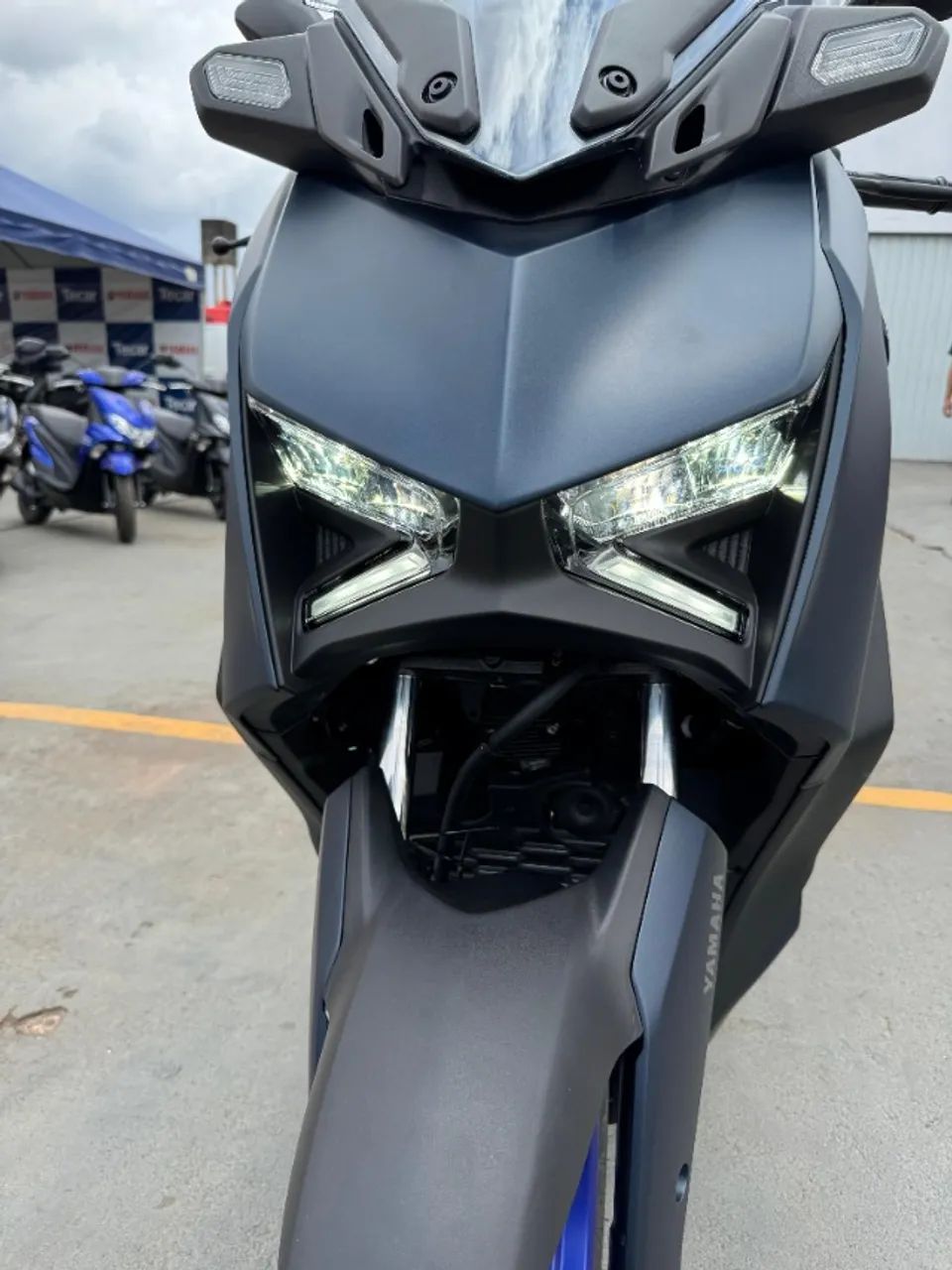 YAMAHA XMAX 300 CONNECTED 26/26  - Foto 10