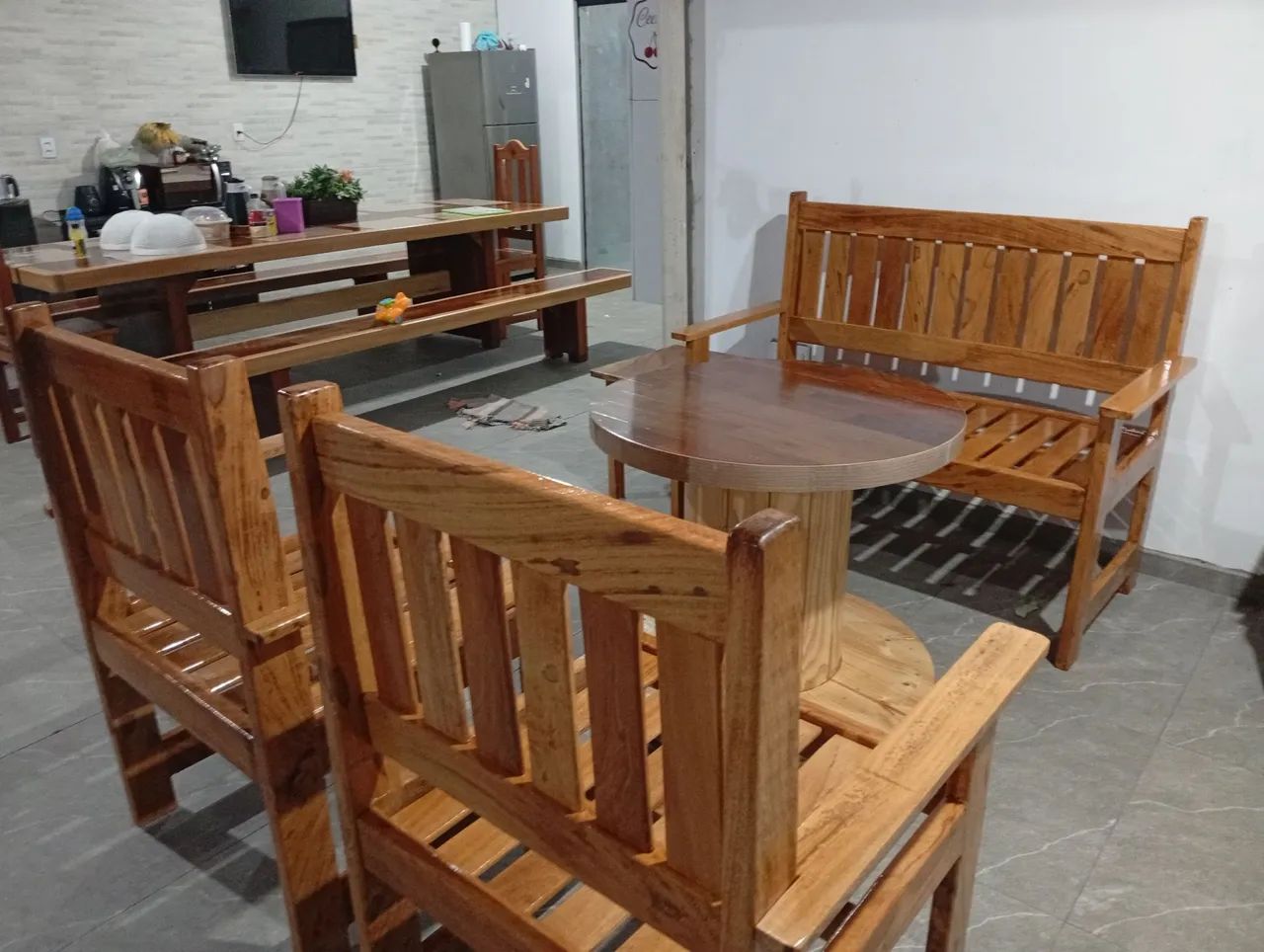 Jogo de sofás de madeira angelim pedra  - Foto 5