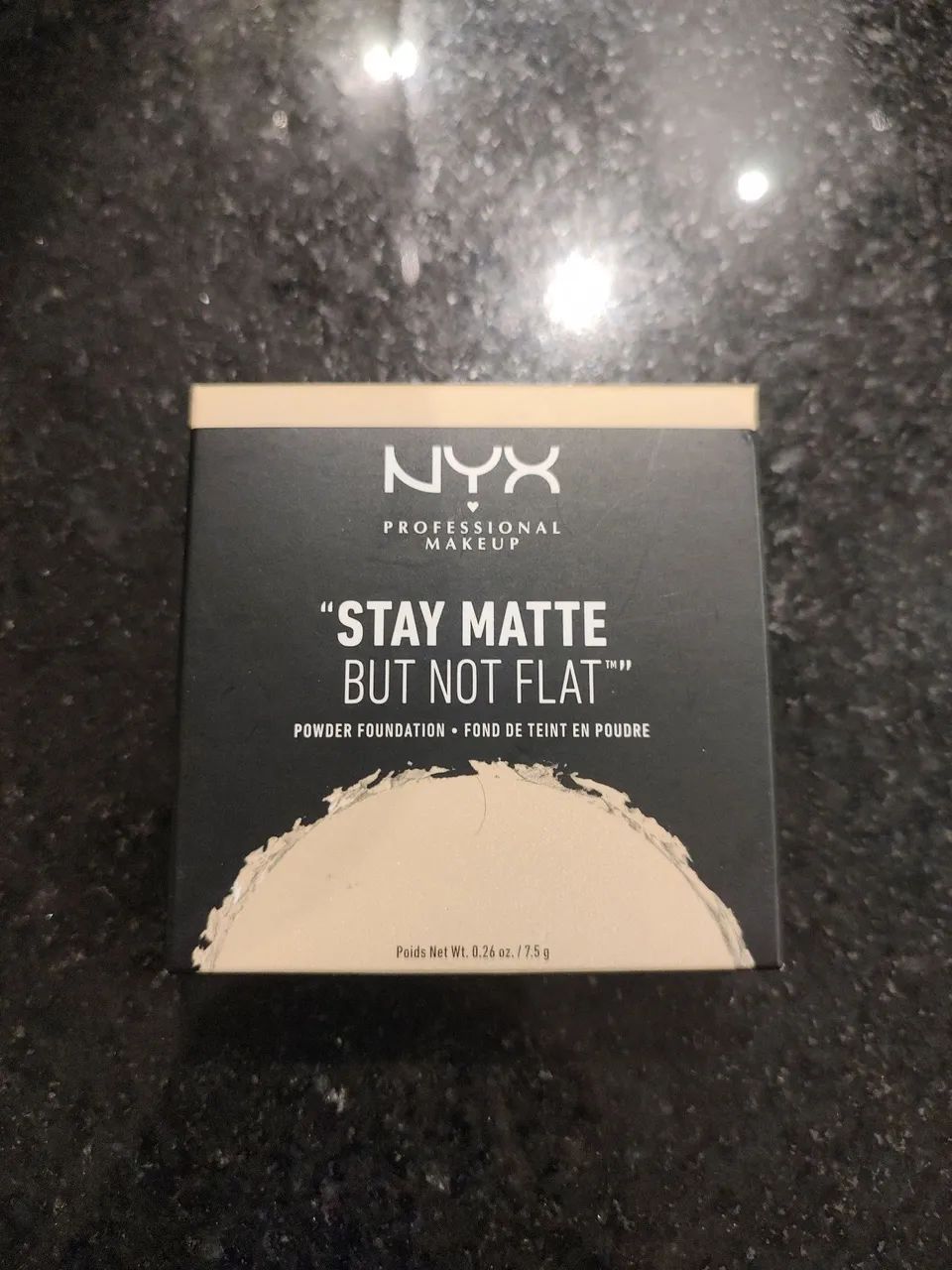 Pó Compacto NYX "Stay Matte But Not Flat" 7.5g