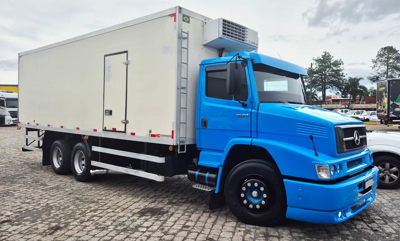 Caminhão 1620L com baú câmara fria ou sem baú - Caminhões - Cajuru,  Curitiba 1462072664 | OLX