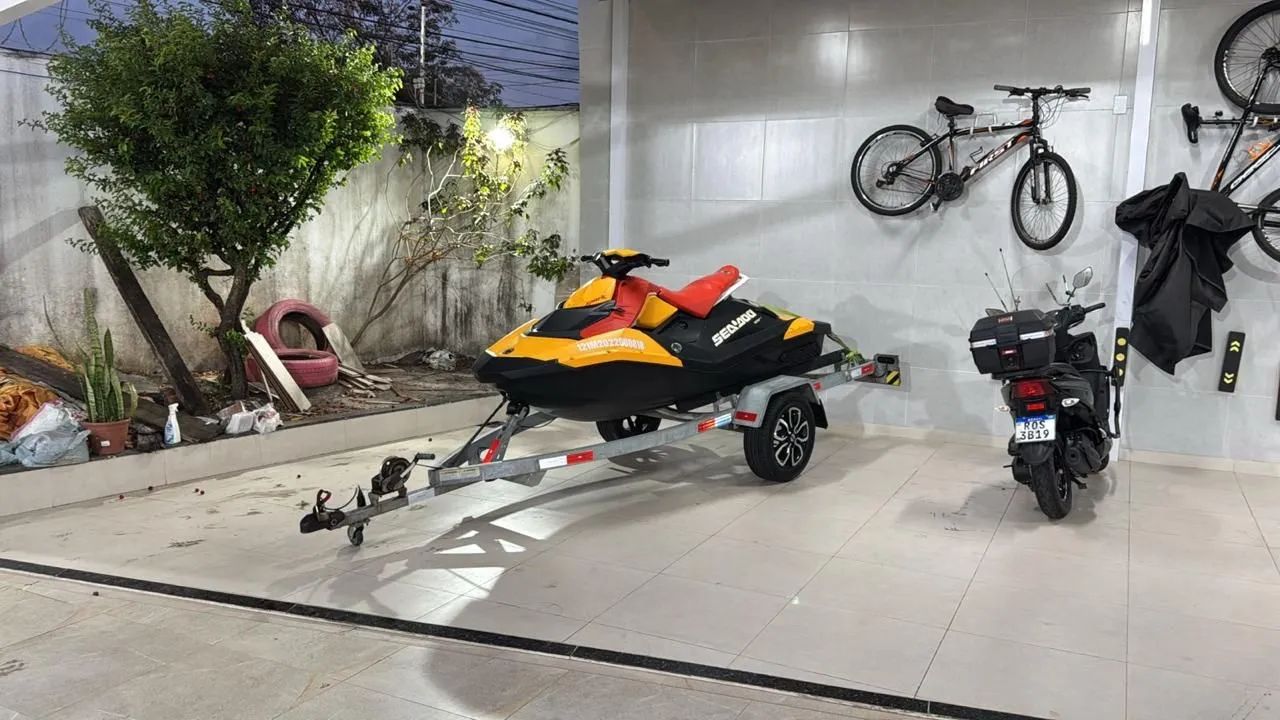 Jet Ski Sea-Doo Spark 2 Up - Novo