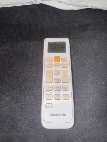 Ar condicionado SAMSUNG 12mil btus 220v + controle. Funcionando perfeito. Entrego Grátis - Foto 2