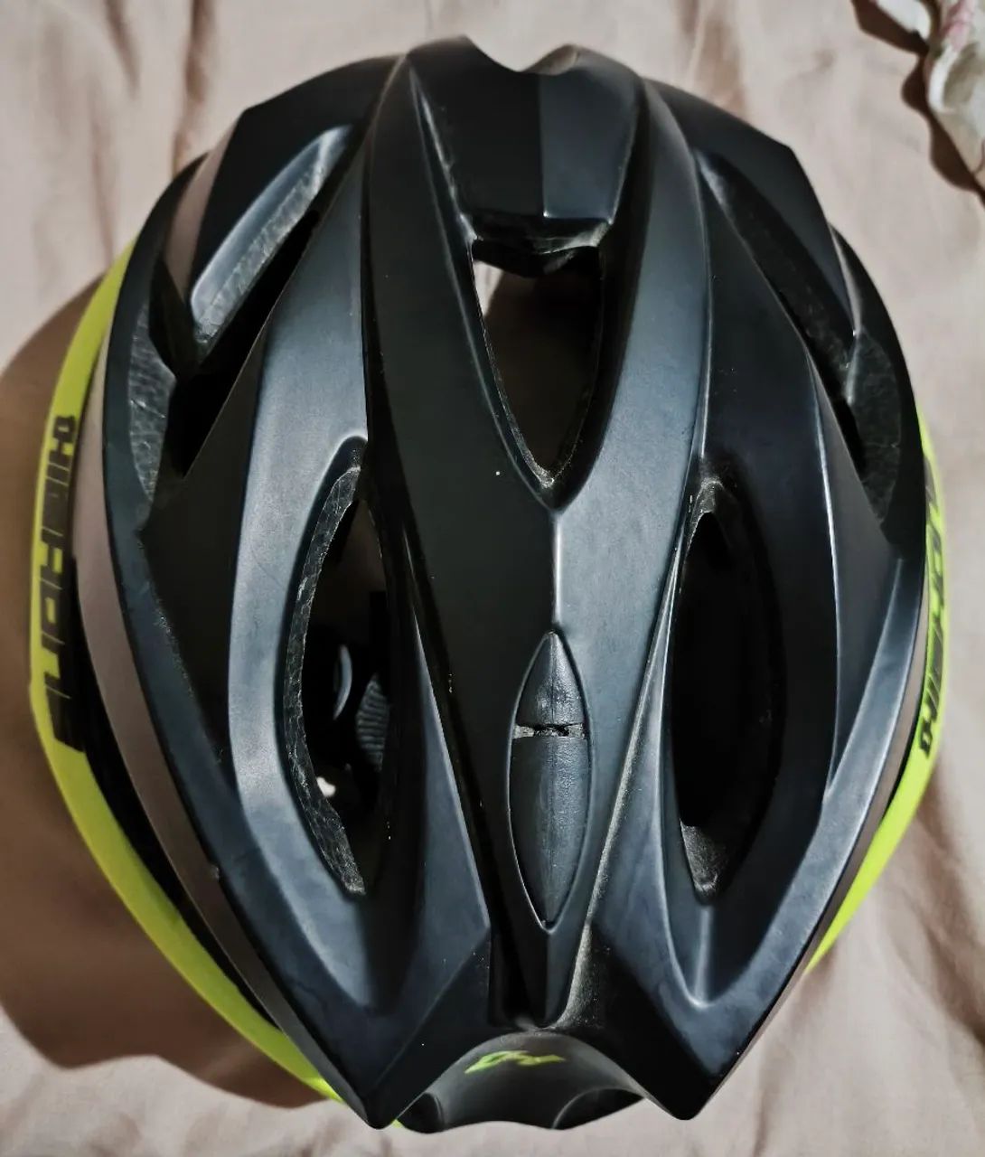 Capacete Highone verde limão - Foto 4