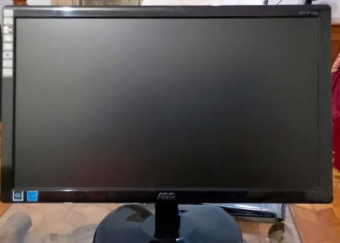 Monitor AOC LED - 19 Polegadas - Ultra Slim - E943FWSK - Excelente Estado - Foto 4