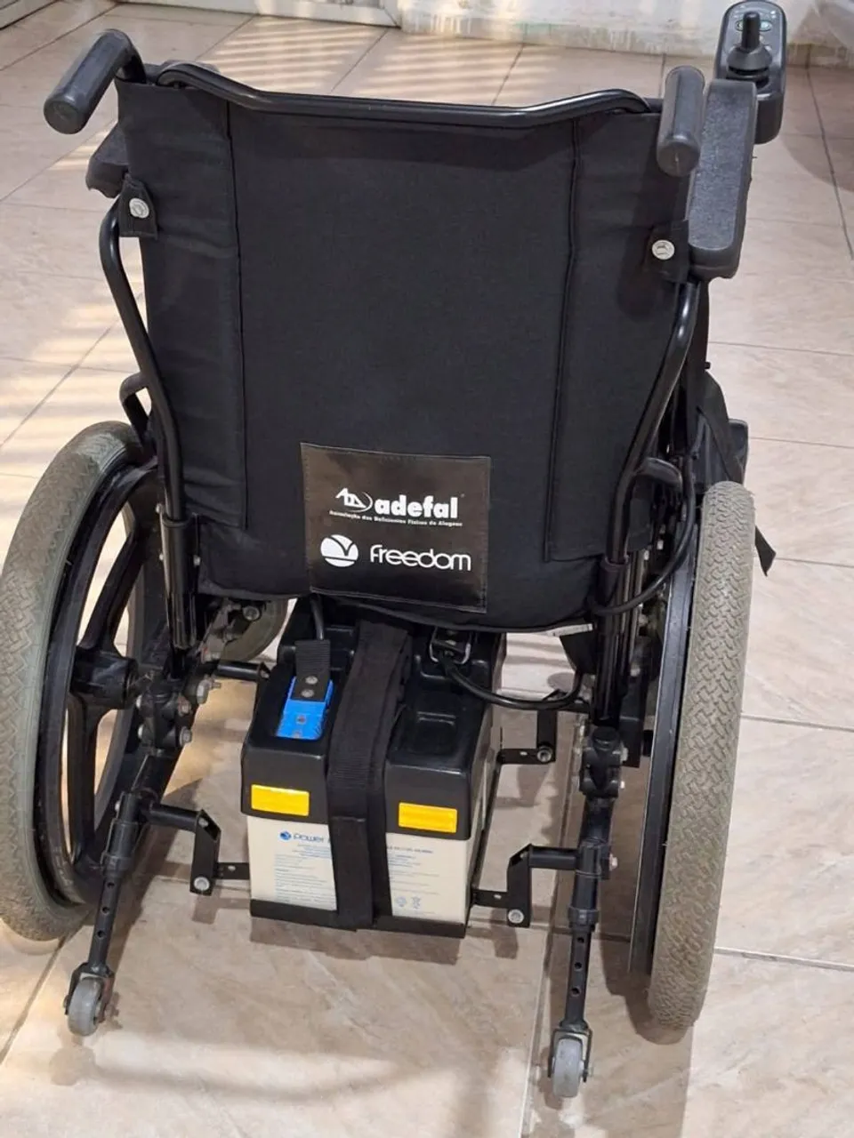 Cadeira de Rodas Elétrica Ade Fal Freedom