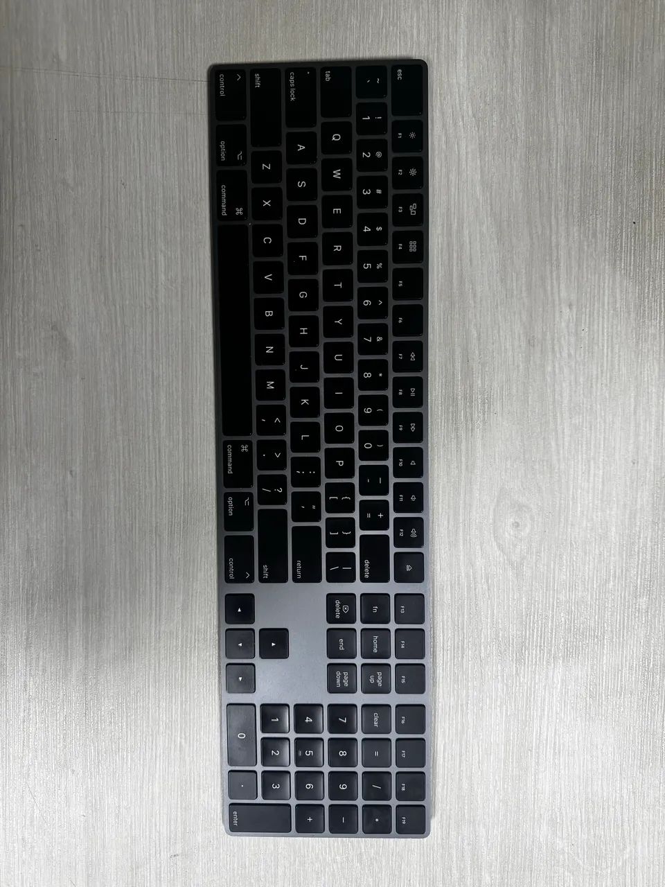 Teclado Magic Keyboard com Alfanumérico 64169972540419120