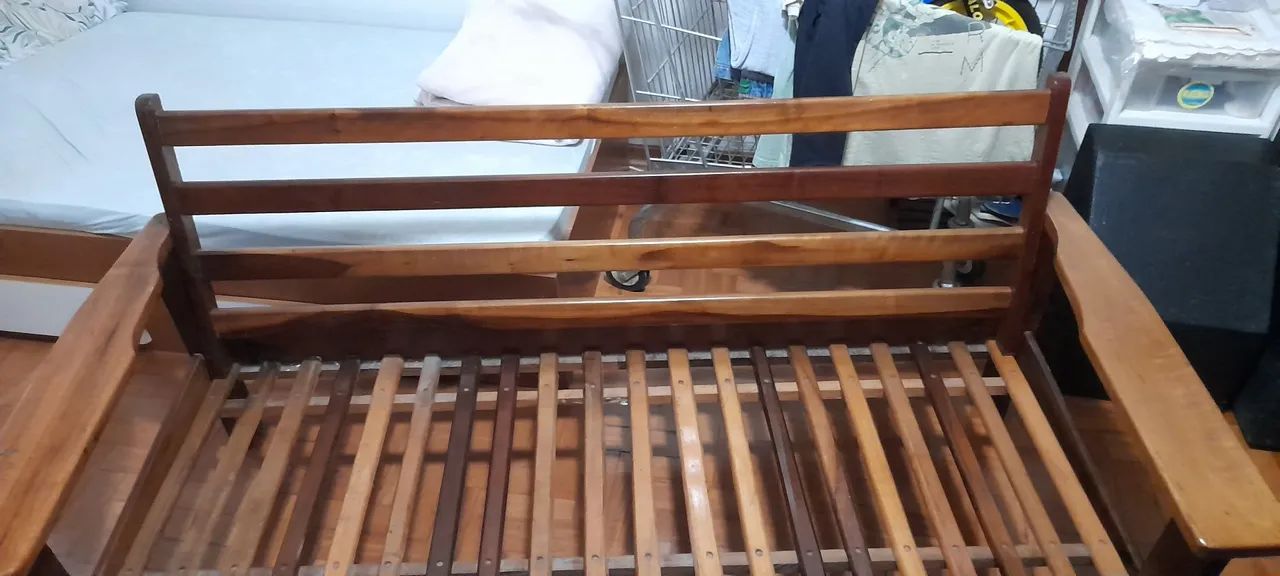 Sofá de madeira maciça ( imbuia ), retirada urgente  - Foto 5