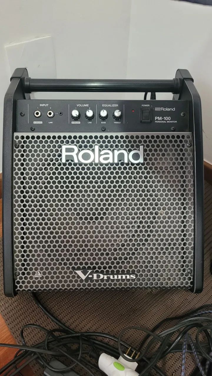 Caixa ROLAND PM 100
