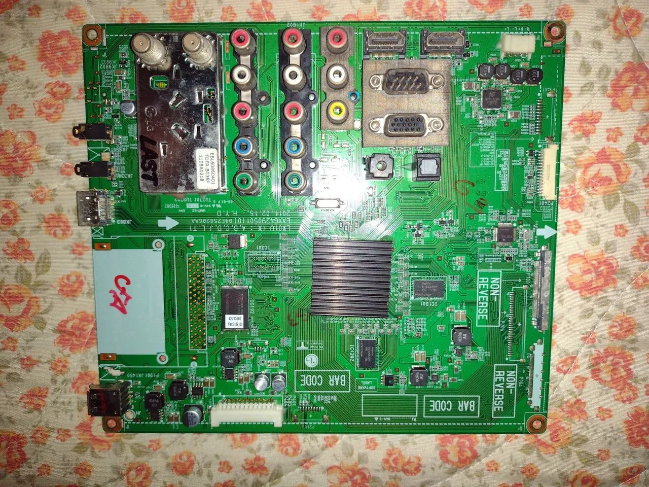 Placa Principal TV LG 42Lv3500 usada com defeito. - Foto 4