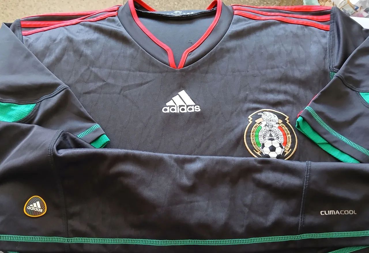 Camisa de Futebol México Adidas Copa 2010 Afica do Sul Preta - Foto 2