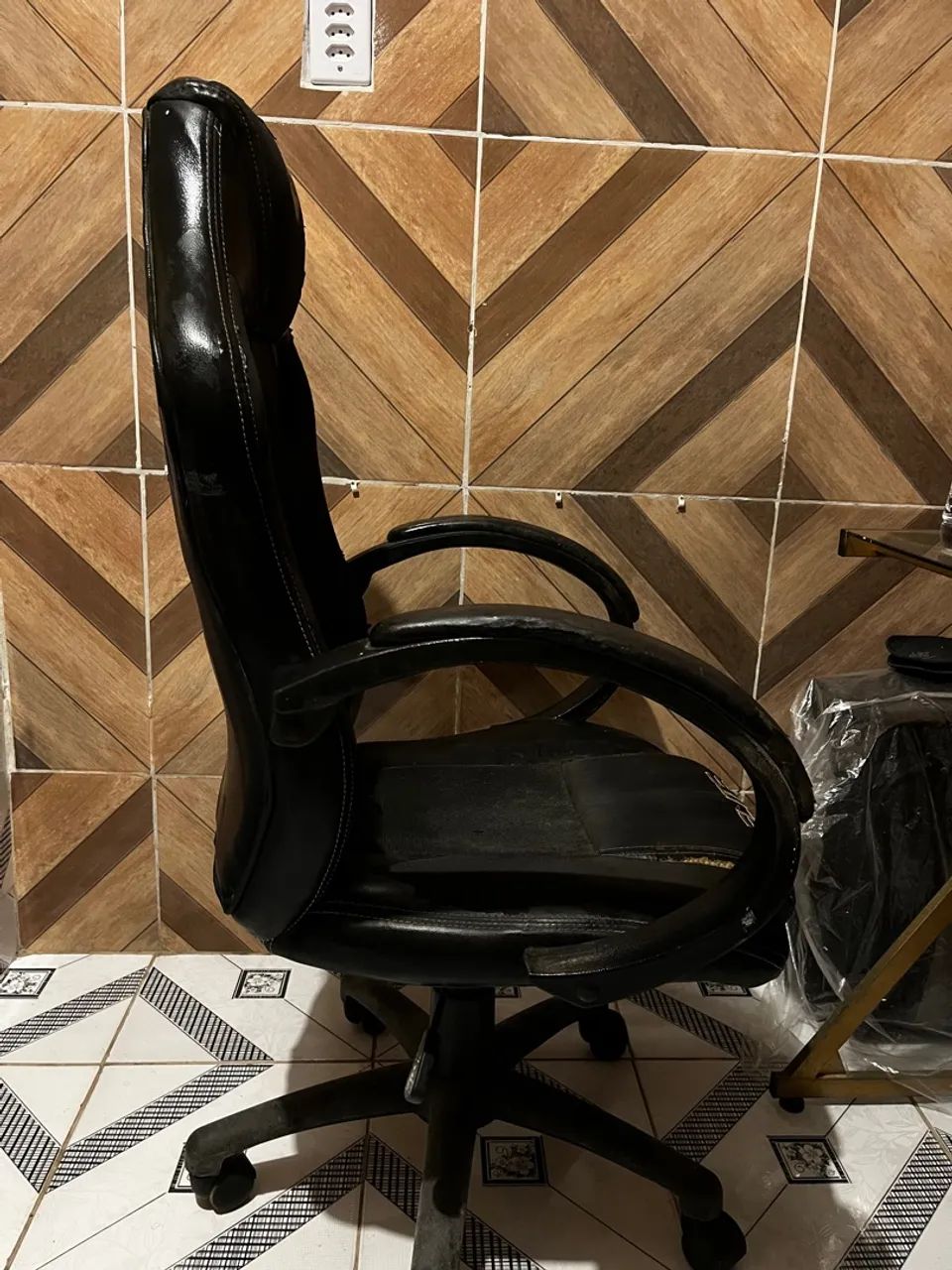 Vende-se Cadeira Gamer Dazz Elite  - Foto 4