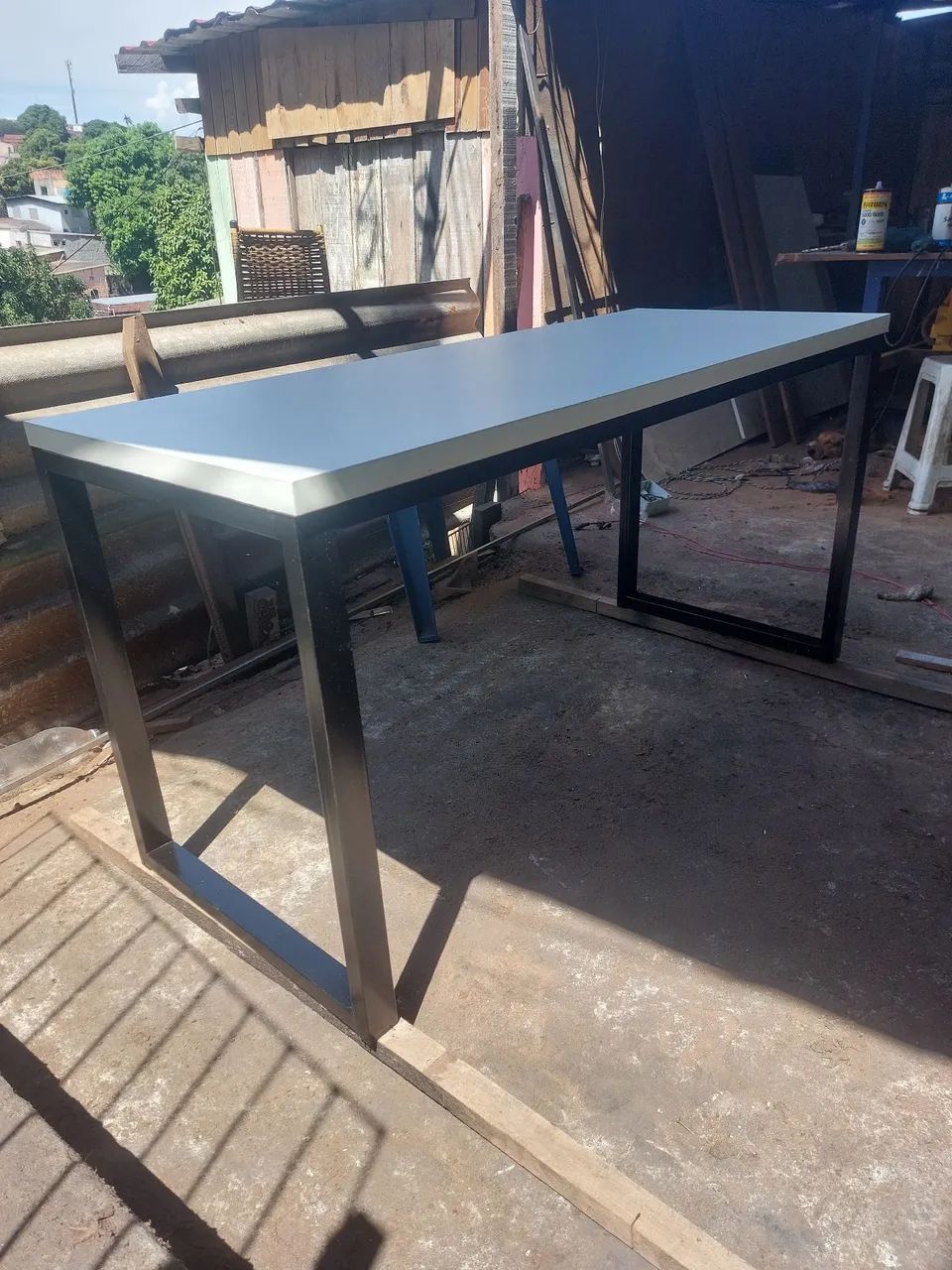 Mesa de Jantar Moderna com Tampo Branco - Foto 2