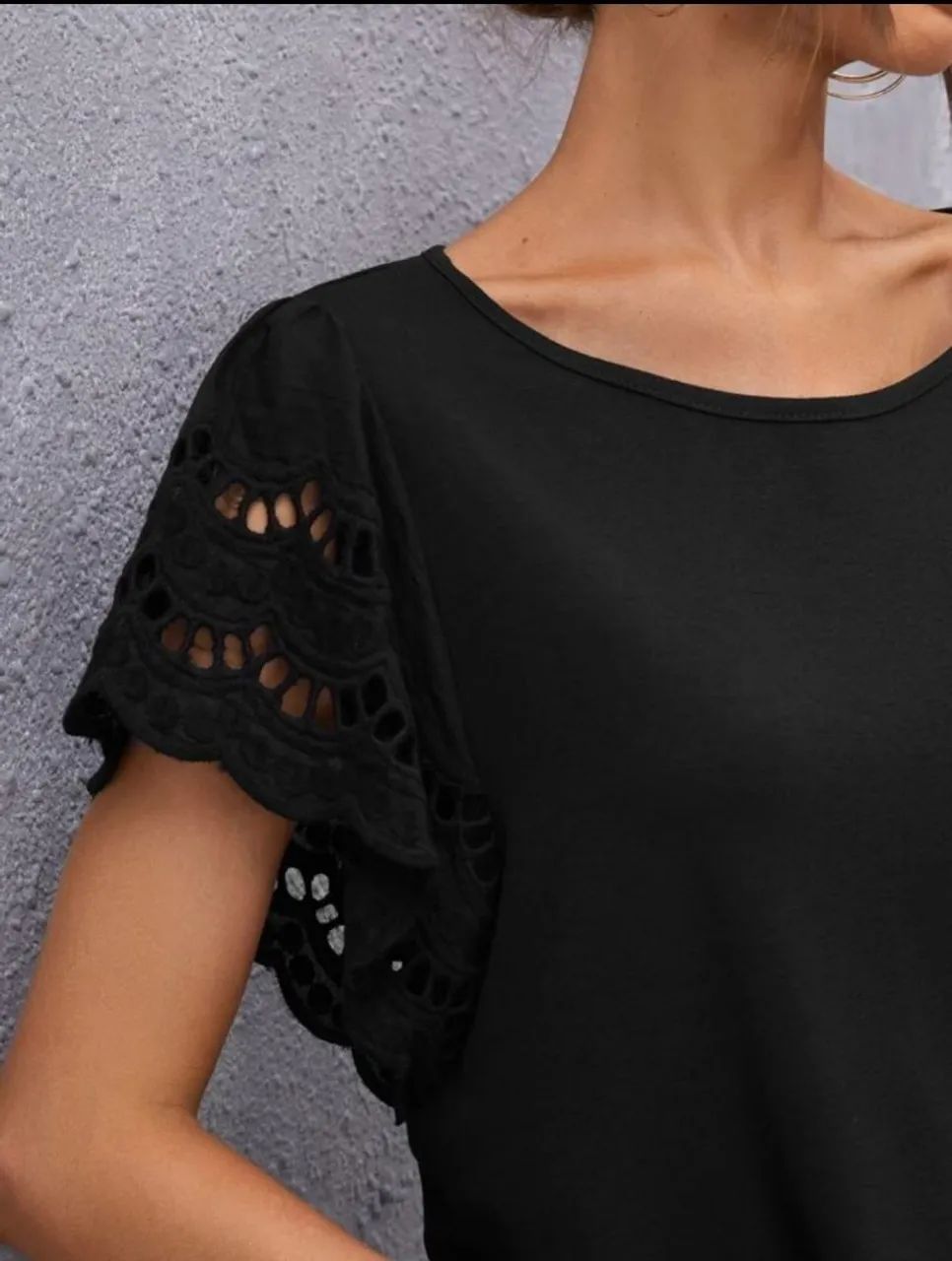 Blusa com Manga Bordada Grande - Foto 5