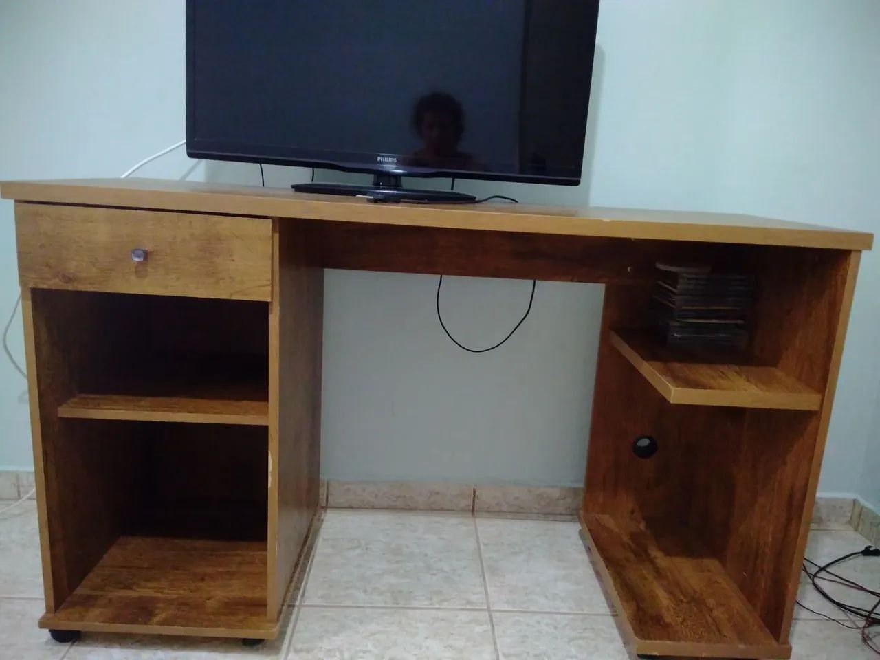 Mesa Escrivaninha home Office com nichos Patrimar  - Foto 2