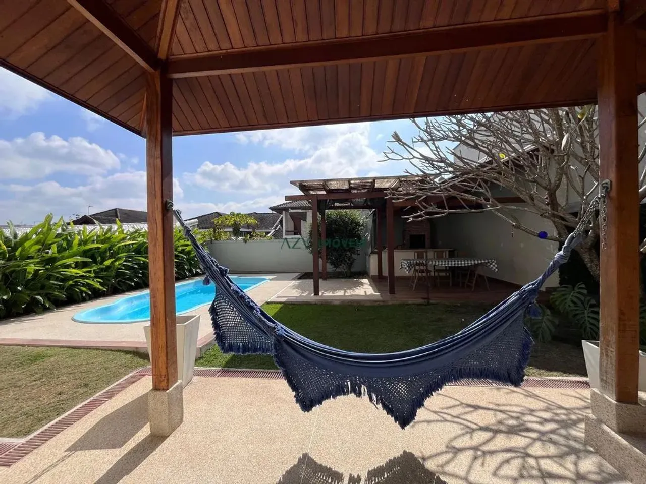 Casa à venda no condomínio Altos da Serra I - Urbanova - SJC