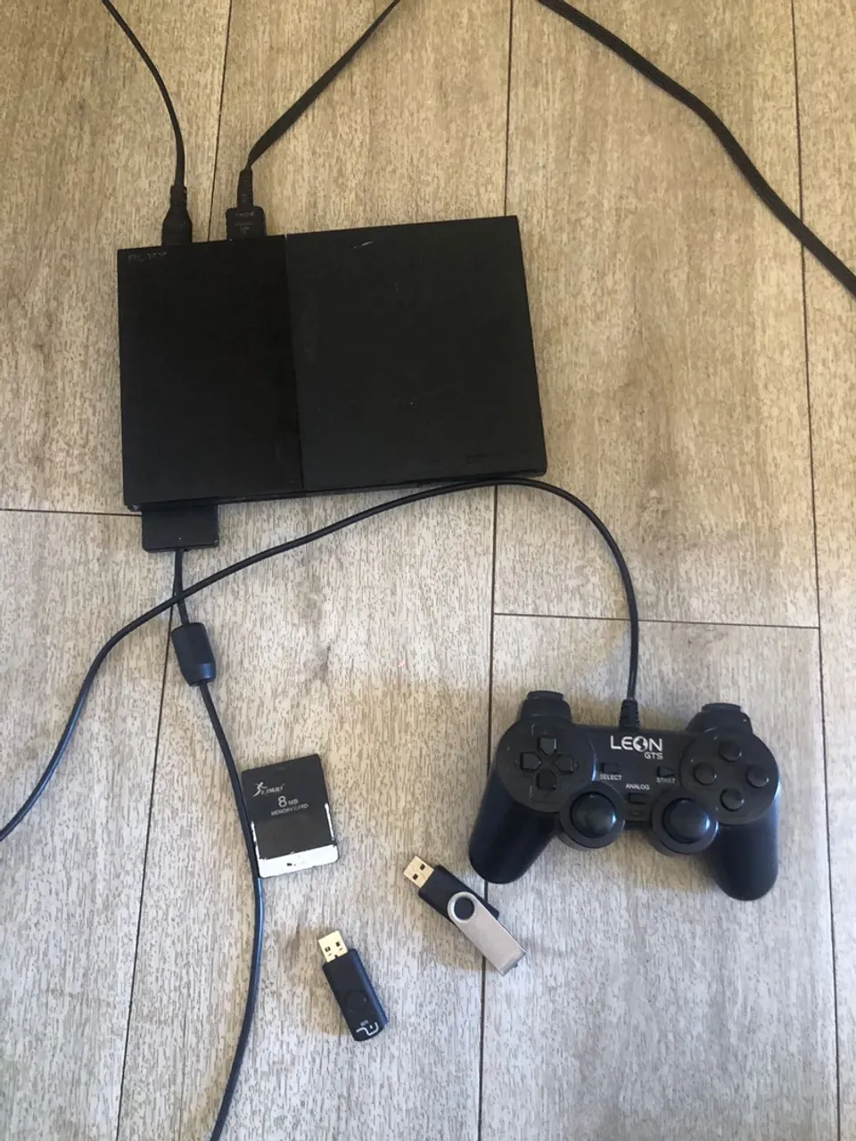 Playstation 2 (PS2) Completo com Acessórios