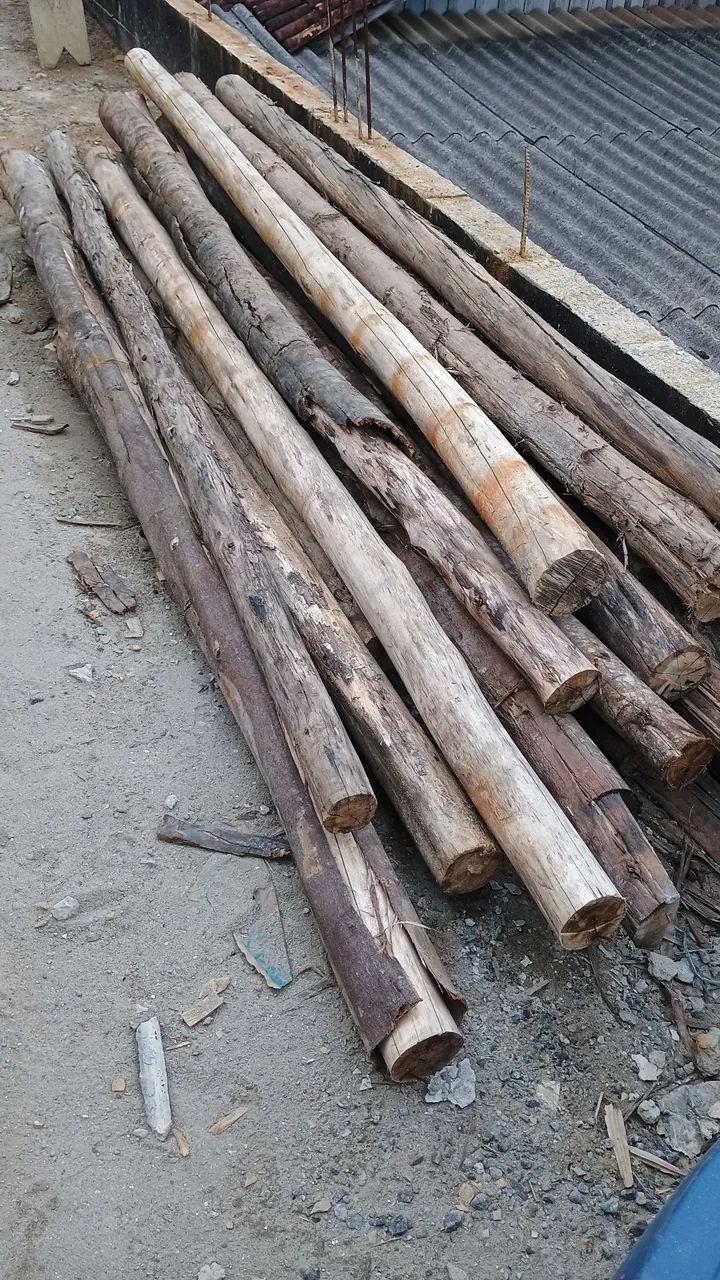 Vende-se escoras