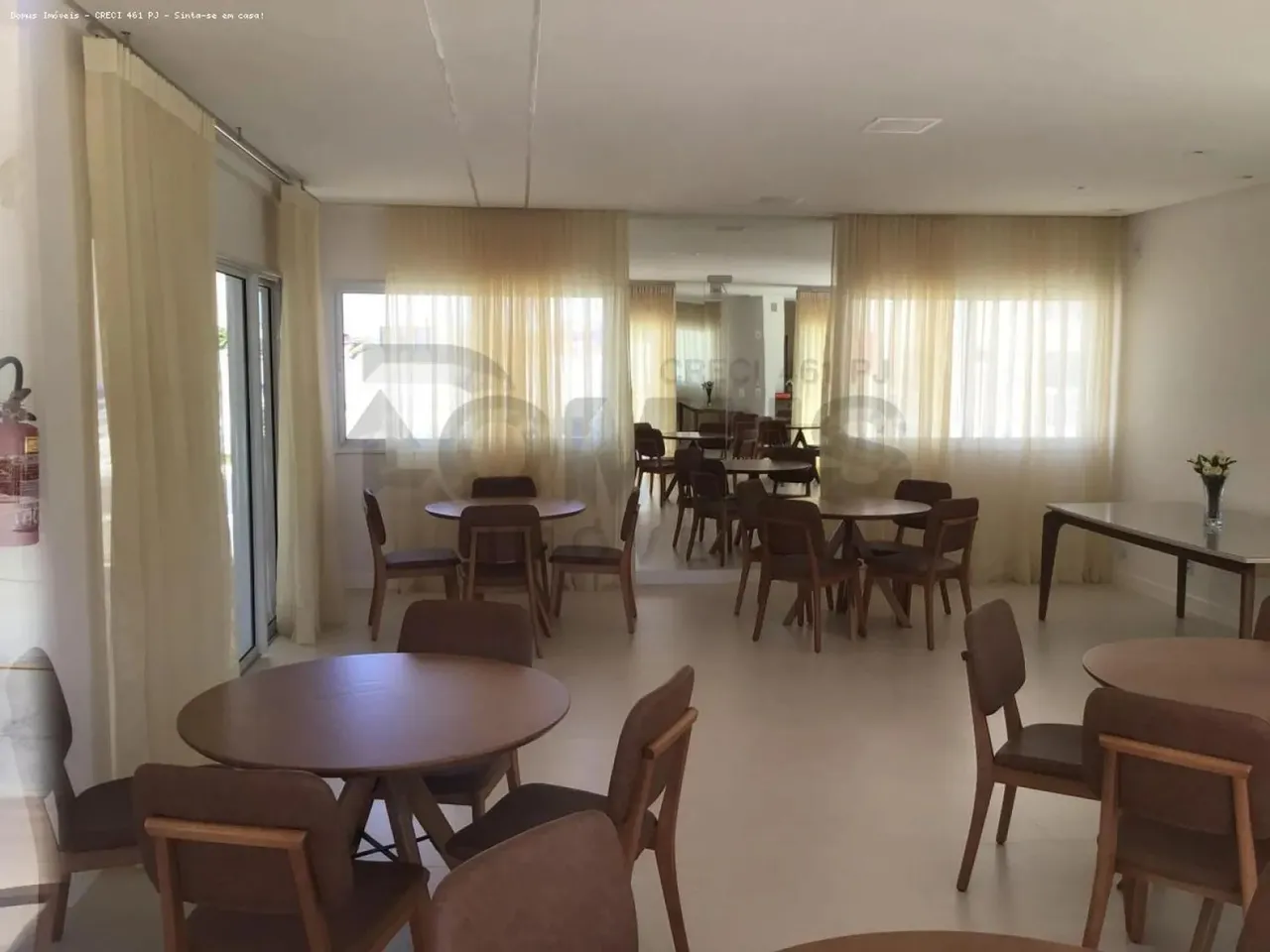 Apartamento no Condomínio Solar Nova Aruana com 2 Quartos, Garagem, Lazer e Mais.