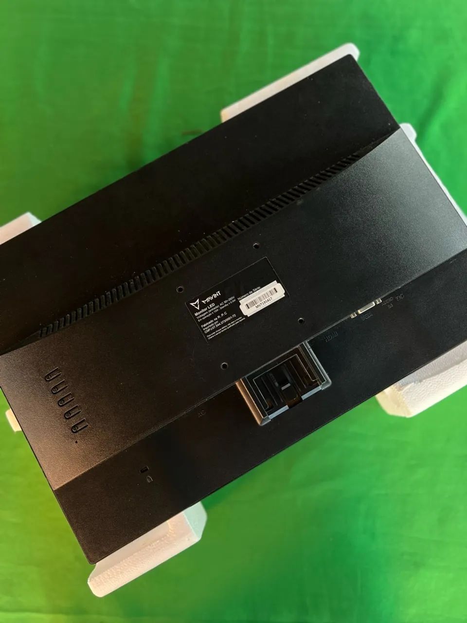 Monitor 19 polegadas - para retirada de peça  - Foto 3