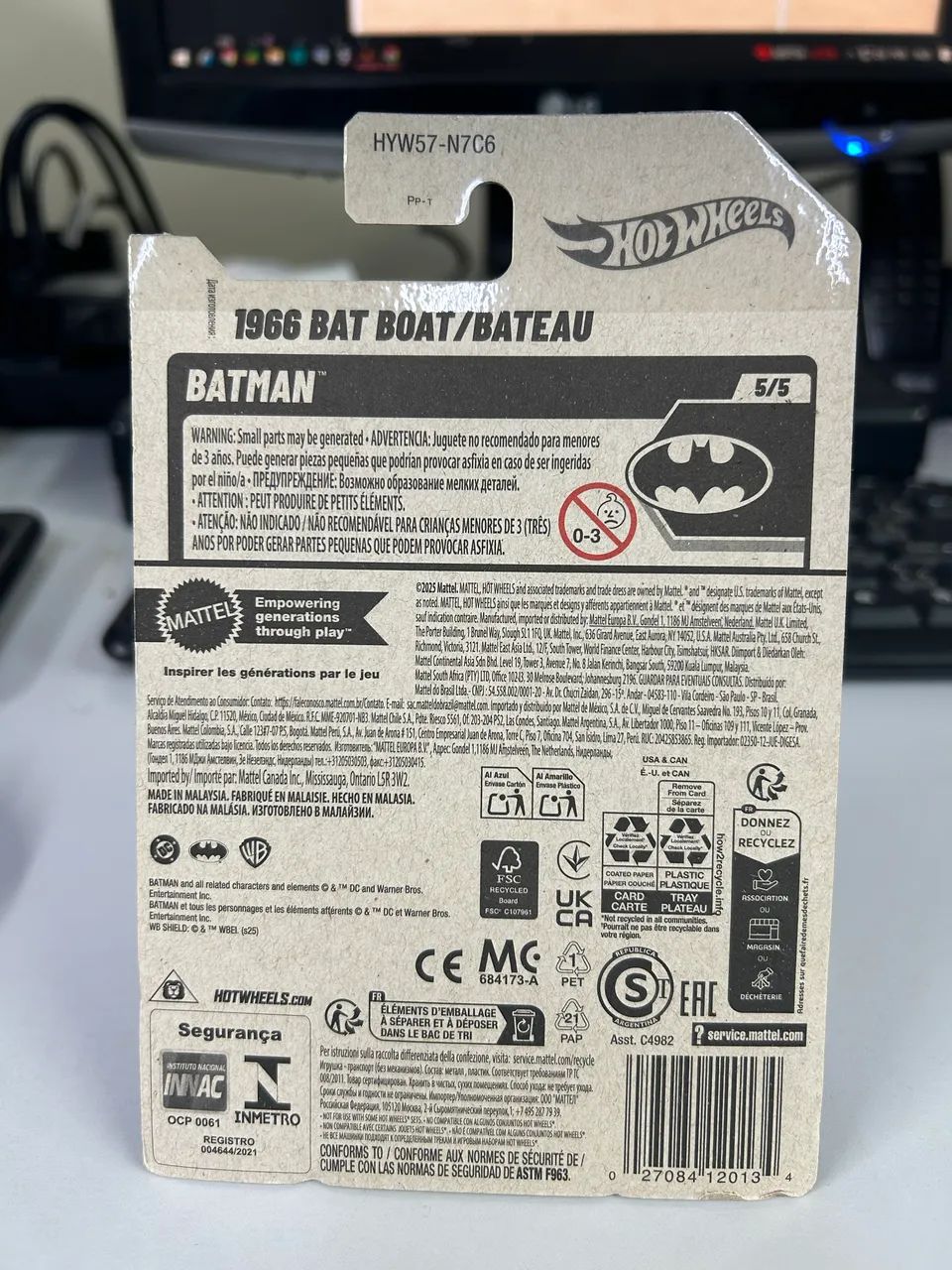 Hot Wheels 1966 Bat Boat + brinde - Foto 2