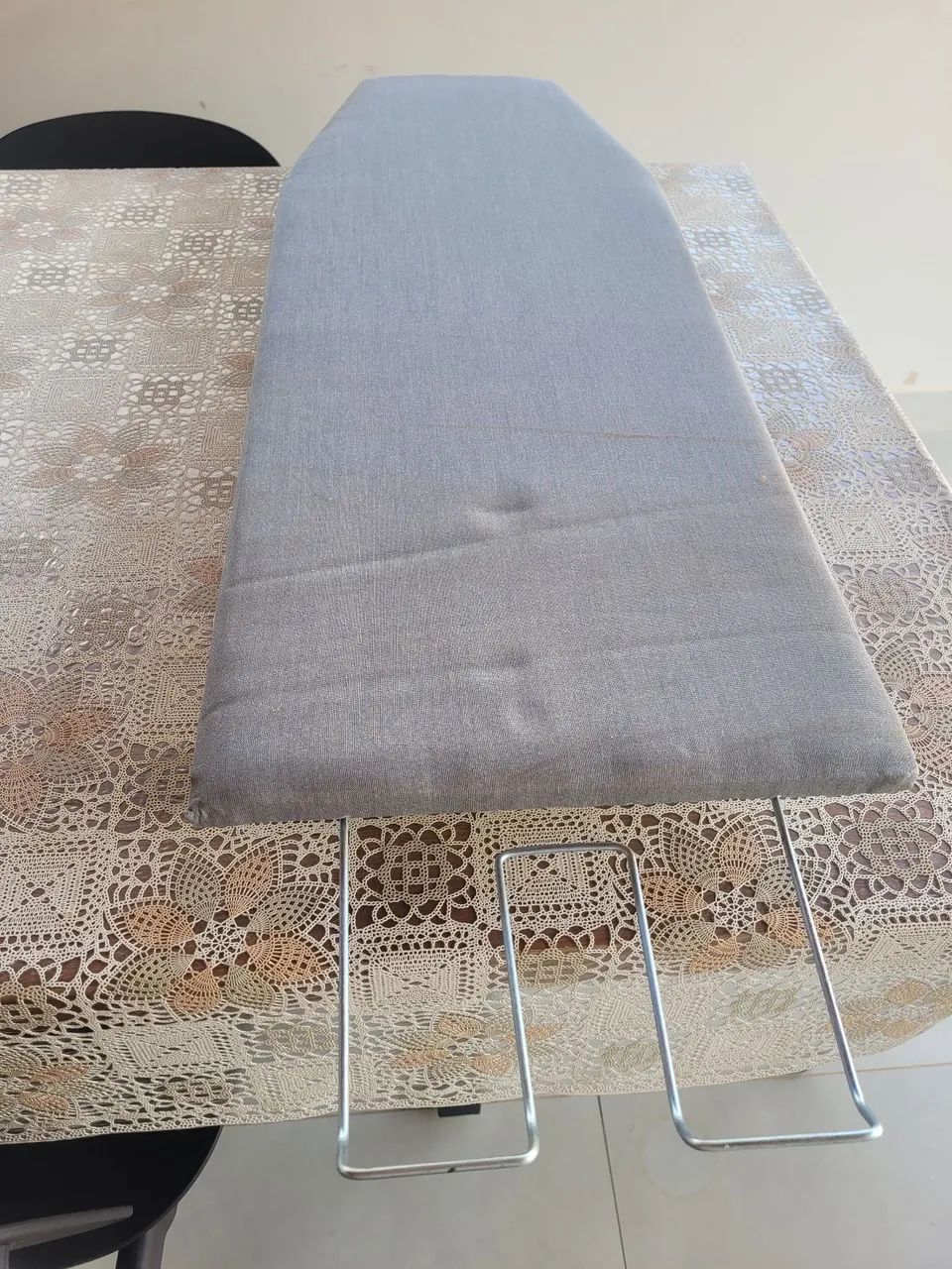 Mesa de passar compacta
