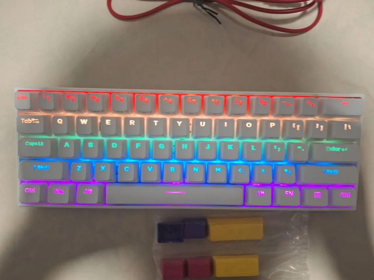 Teclado 60% Anne pro 2 + acessórios  - Foto 2