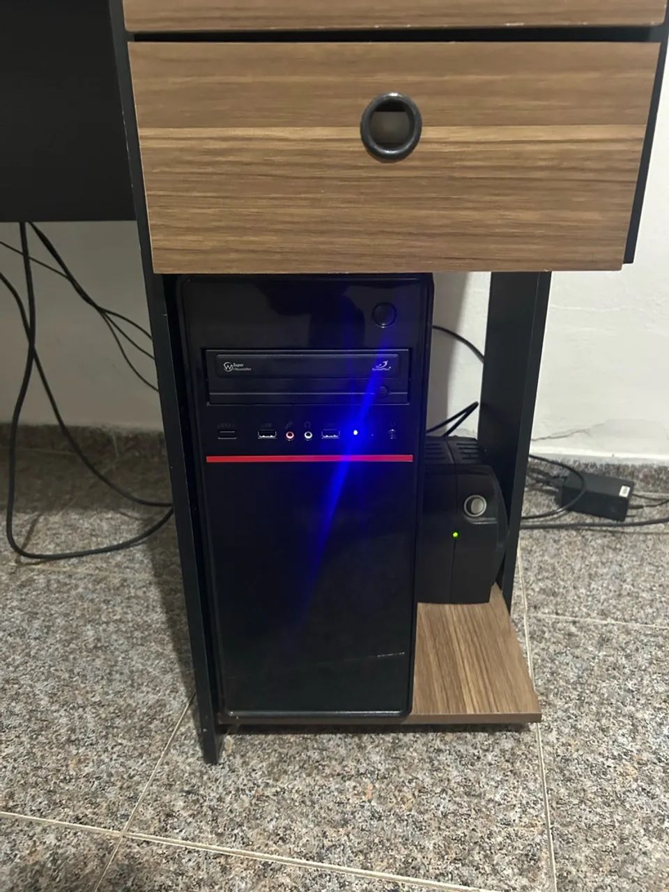 Computador completo + mesa - Foto 2