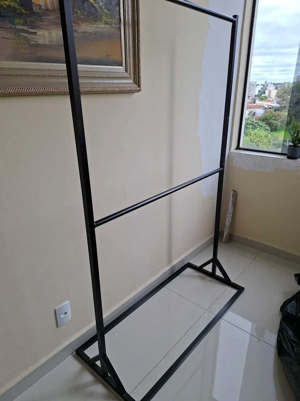 Arara de roupas 2 níveis  - Foto 2