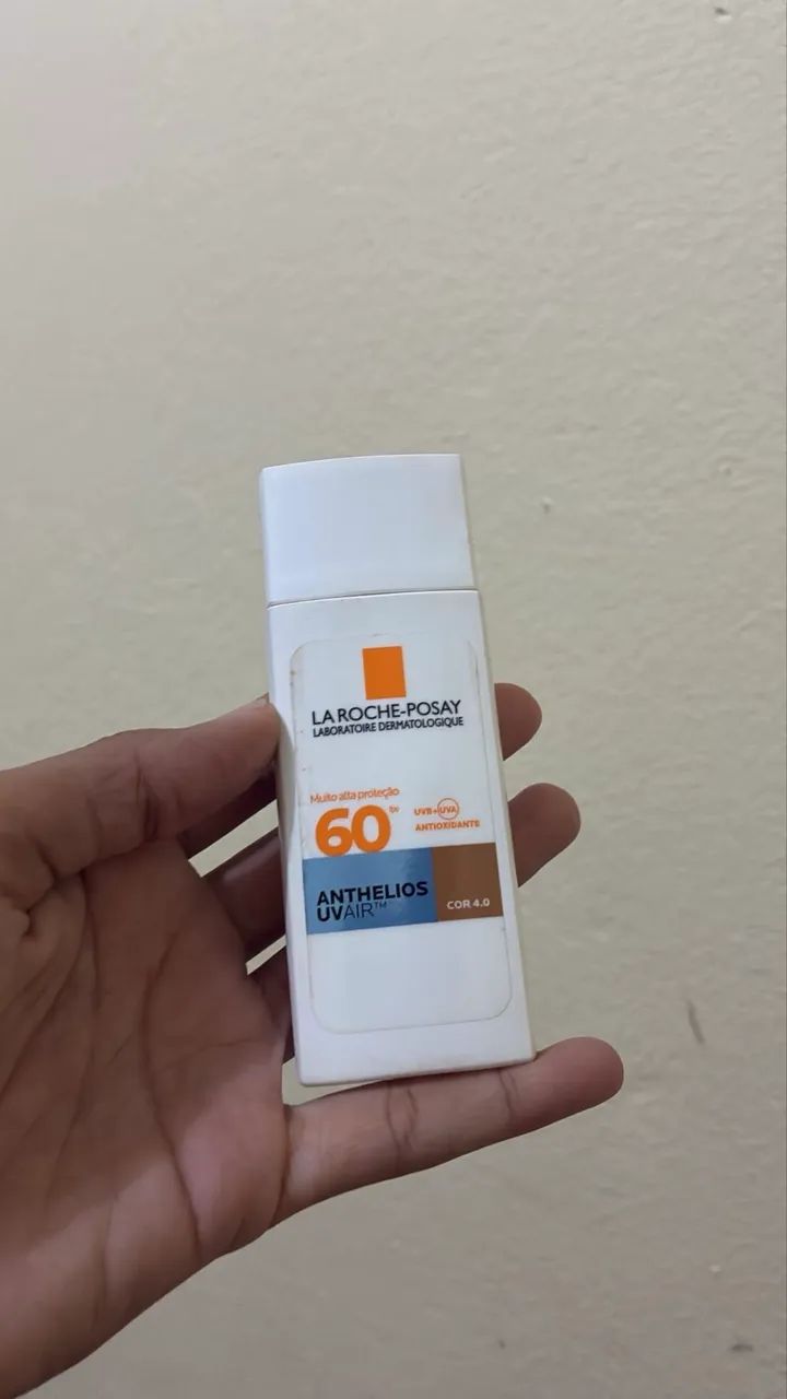 Protetor solar com cor (La Roche-Posay)
