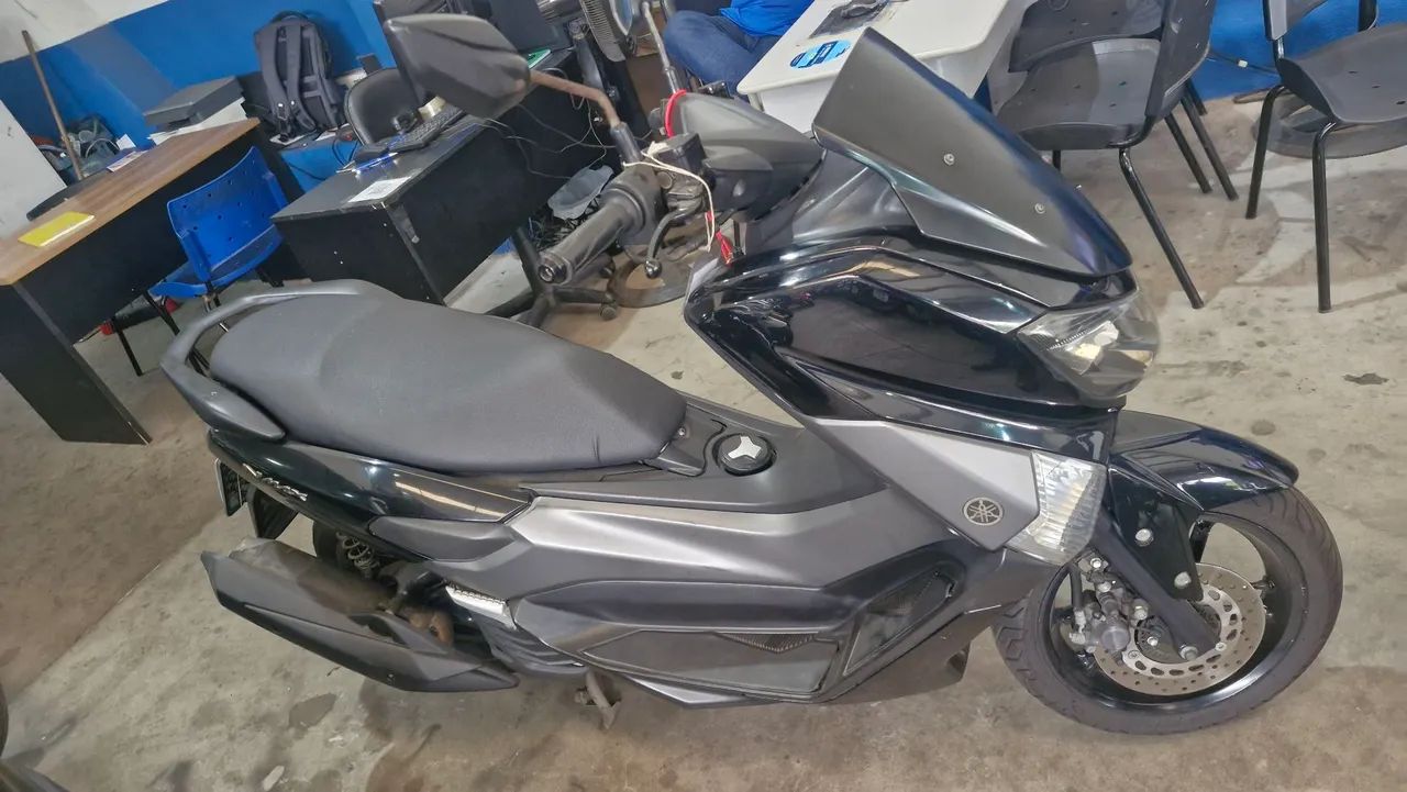 YAMAHA NMAX 160 - Foto 5
