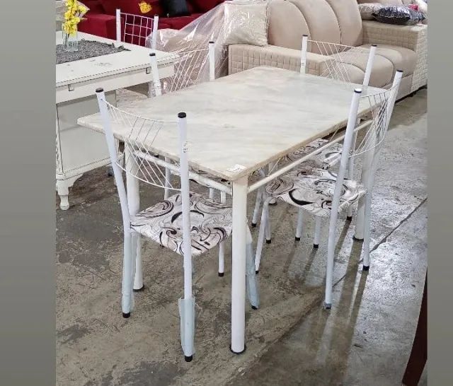 Mesa de Jantar Tampo Granito 4 Cadeiras NOVA