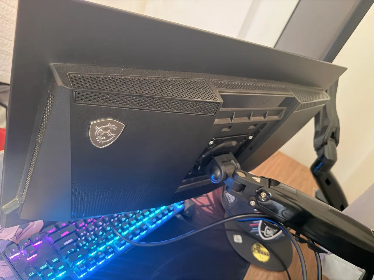 Monitor oled 27 MSI 360hz - Foto 2