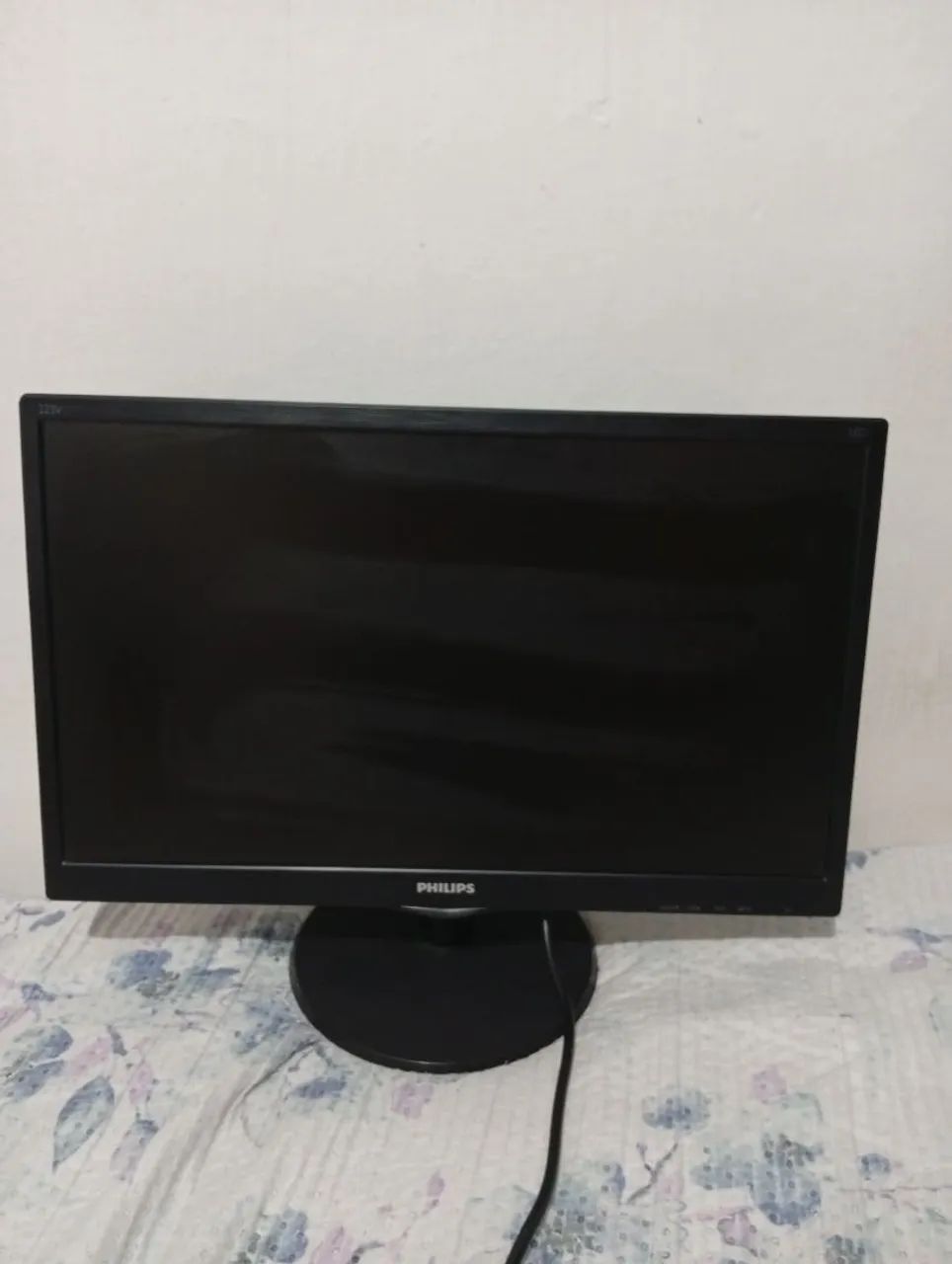 Monitor Philips 223V com defeito