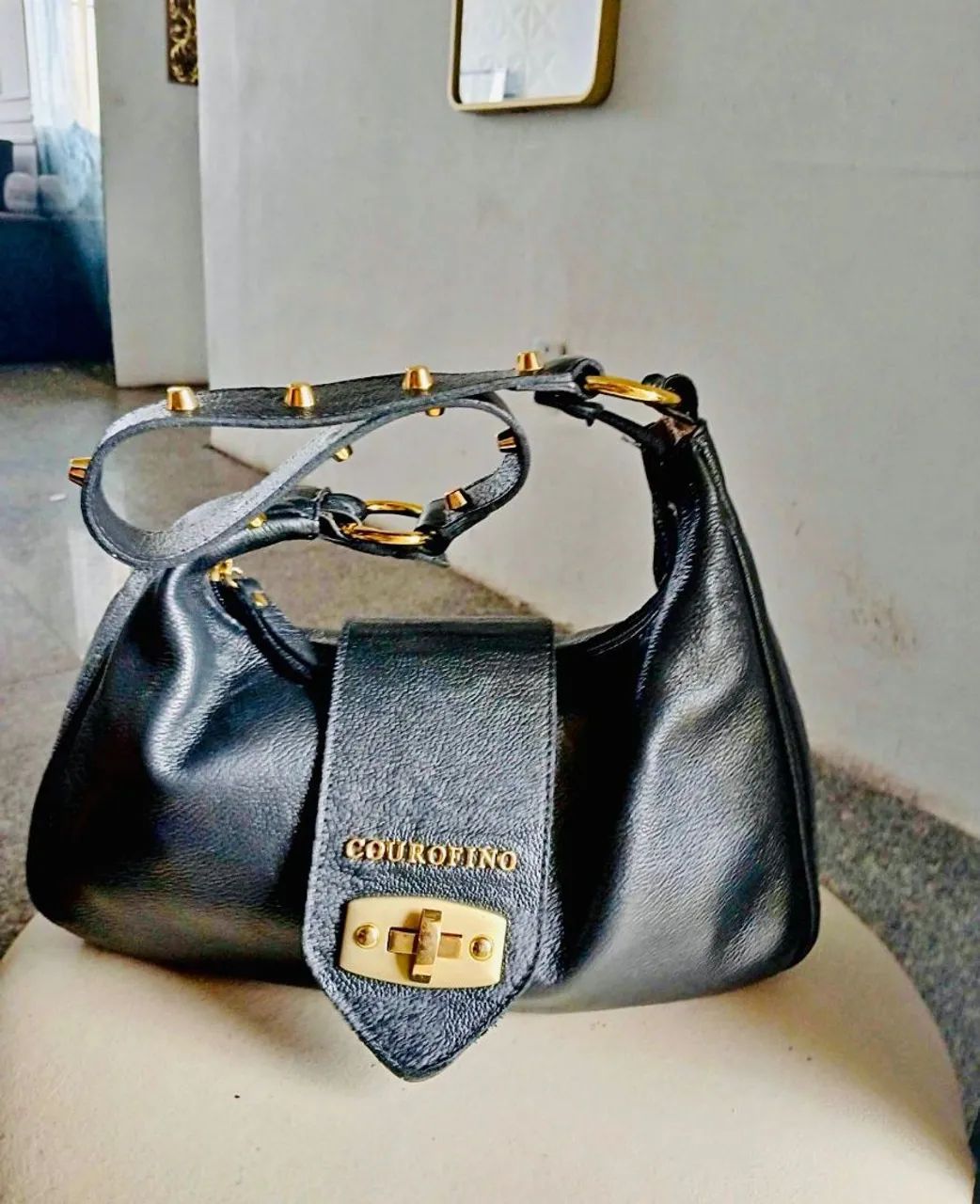 Bolsa couro fino 