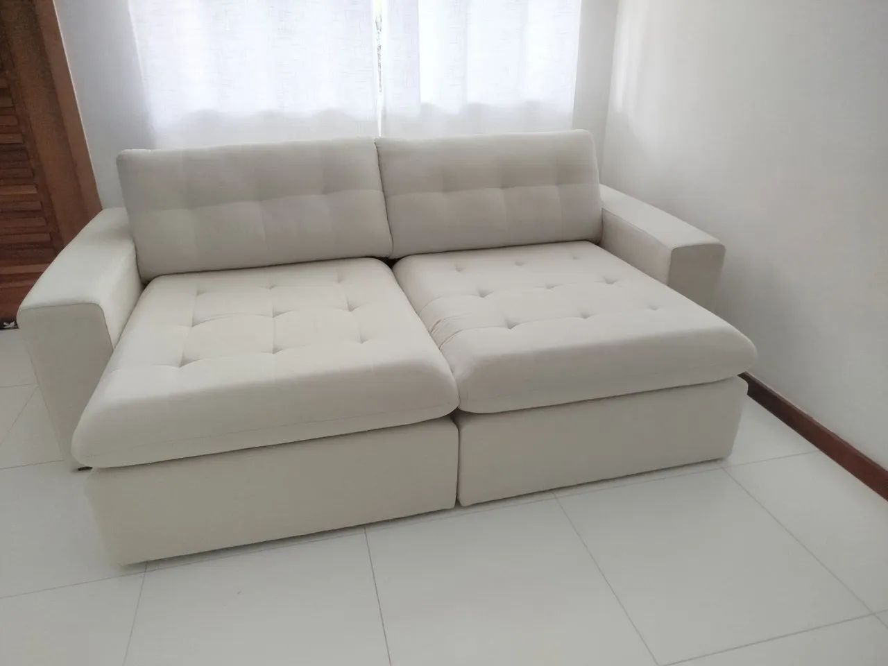 Sofá lindo novíssimo  - Foto 4
