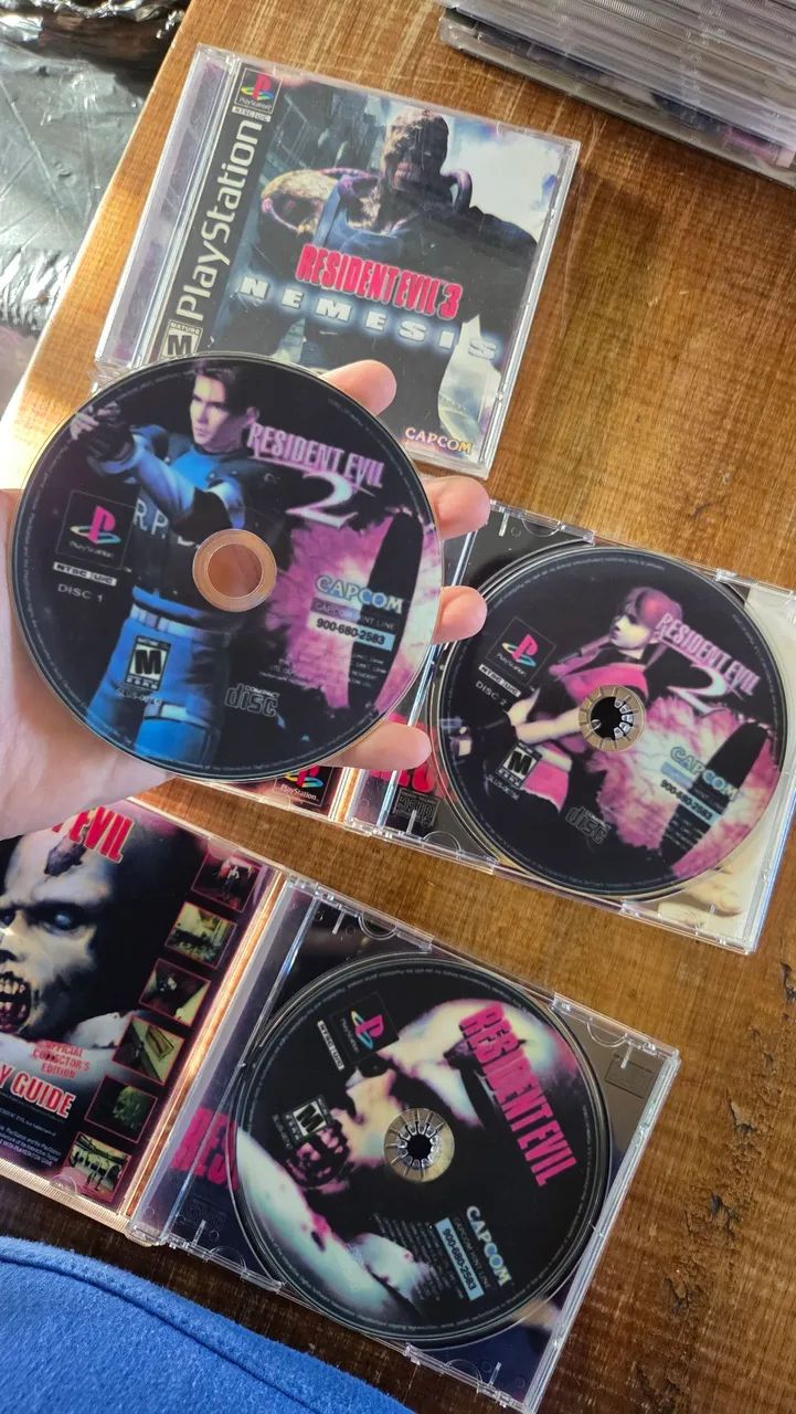 COLEÇÃO RESIDENT EVIL - PLAYSTATION 1 - Foto 5