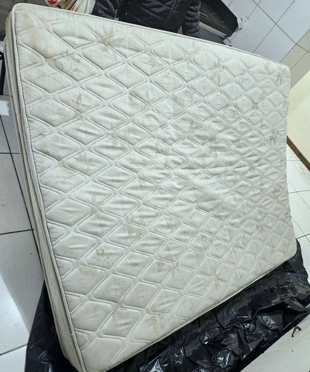 Cama king size 