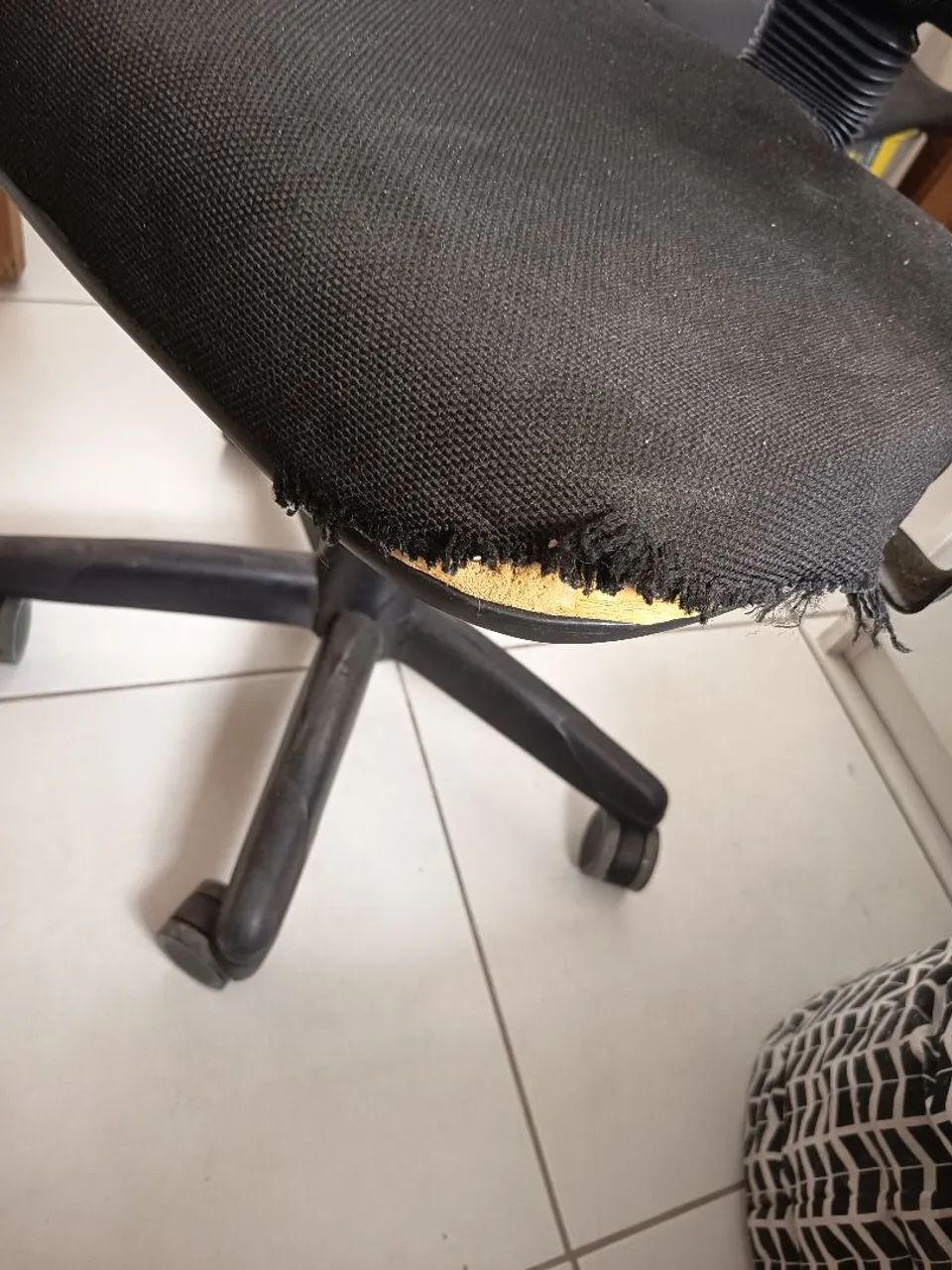 Cadeira escritório  - Foto 4