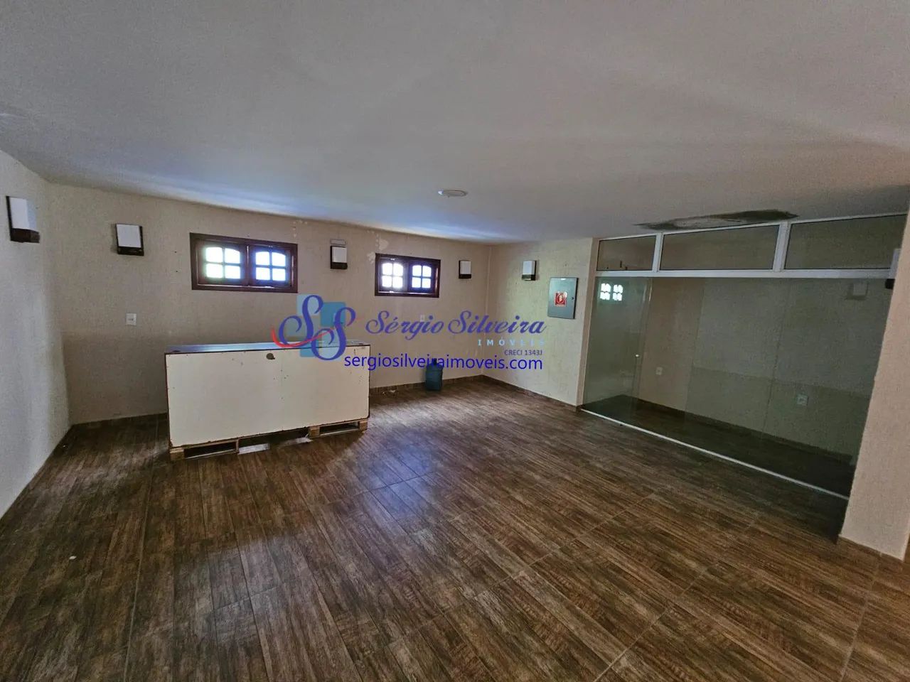 Ponto comercial em avenida principal no Porto das Dunas - Foto 12