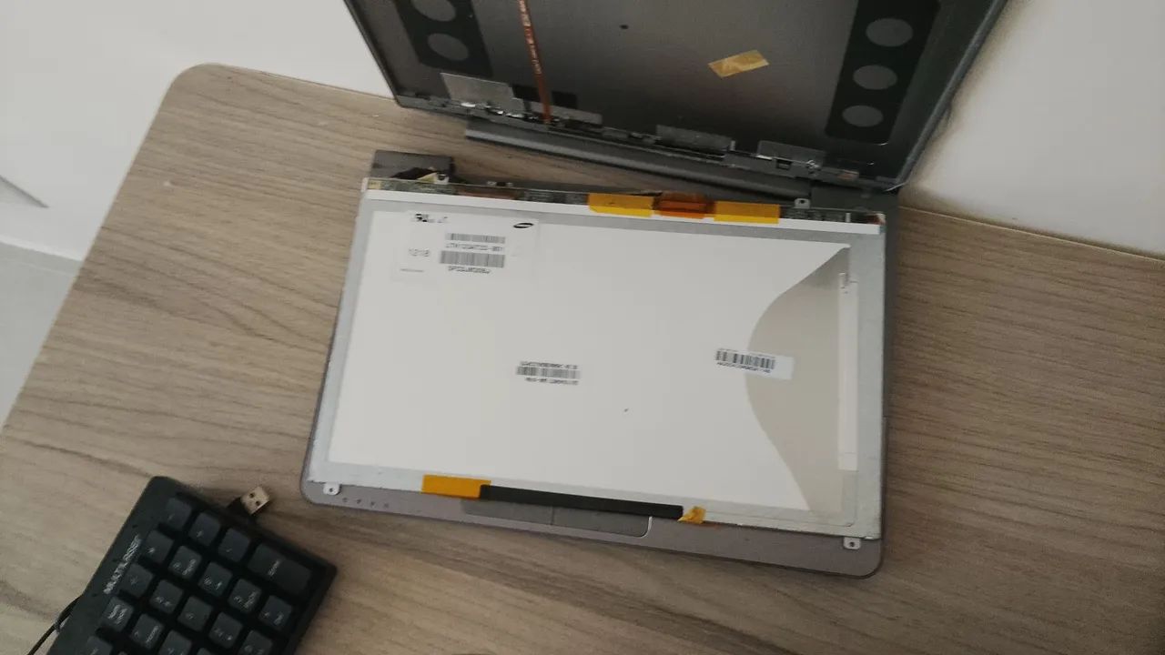 Lote de notebooks, retirada de peças  - Foto 4