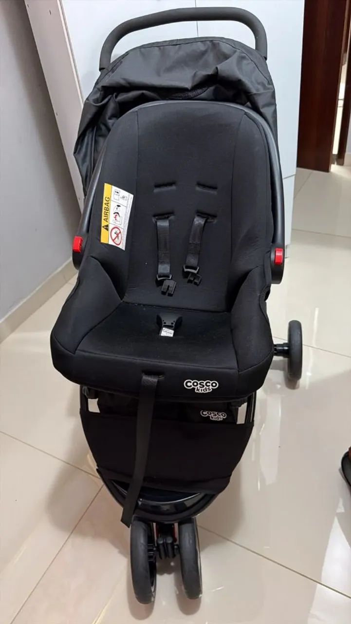 Carrinho de bebê é bebê conforto 